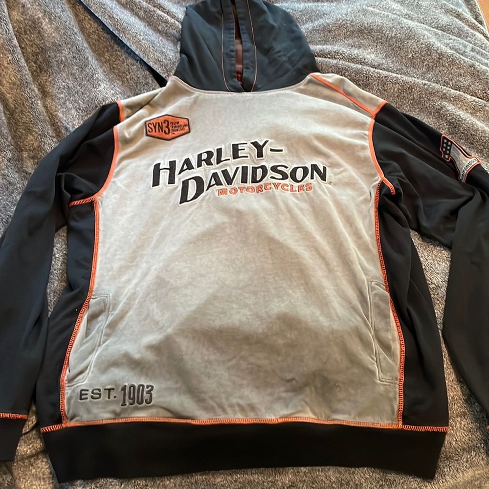 Harley Davidson sweatshirt. Good condition
